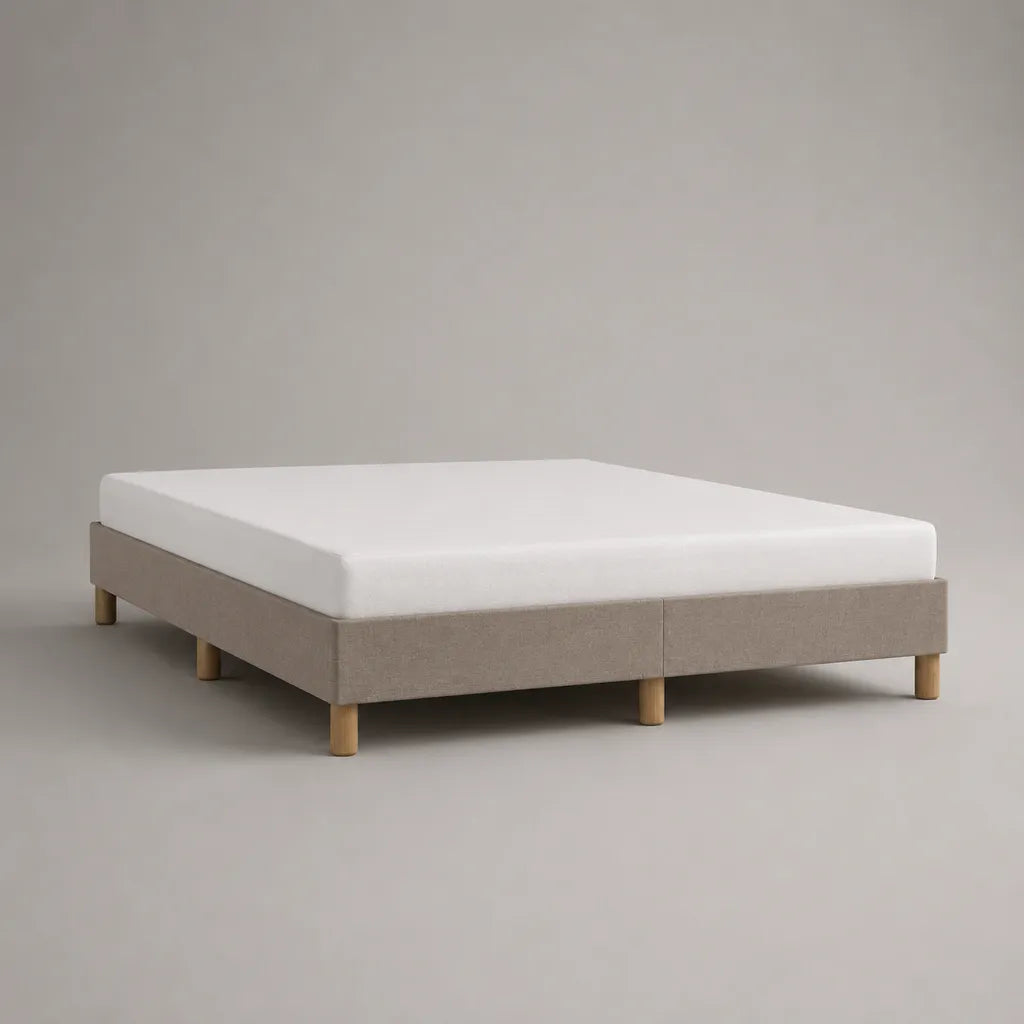 Zweiteiliges Polsterbettgestell 180 × 200 × 35 cm aus Polyester, Beige, ohne Kopfteil, mit Massivholzfüßen